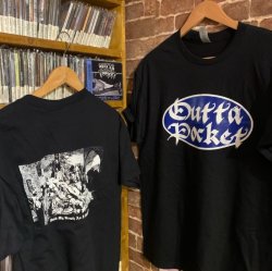 画像1: OUTTA POCKET - Waste Of A Man + Hold My Breath Tシャツコンボ [Tシャツ / CD+Tシャツ]