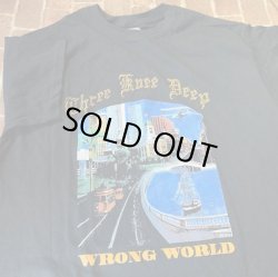 画像1: [Mサイズラス1] THREE KNEE DEEP - Wrong World Tシャツ [Tシャツ]