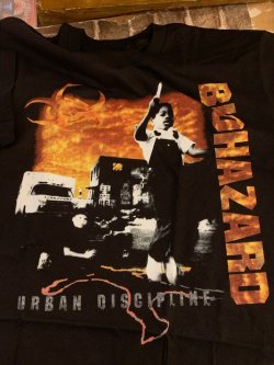 画像2: [Mサイズラス1] BIOHAZARD - Urban Discipline Tシャツ [Tシャツ] (黒) [Tシャツ]