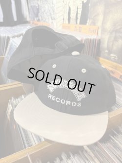 画像3: RETRIBUTE RECORDS - Archied Logo Unstructure 6panel キャップ (ベージュx黒) [キャップ]