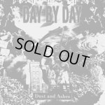 画像: DAY BY DAY - Dust And Ashes (Gold Nugget) [LP]